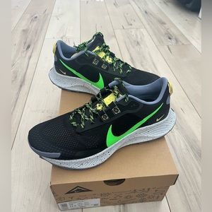 Men’s Nike Pegasus trail 3 brand new